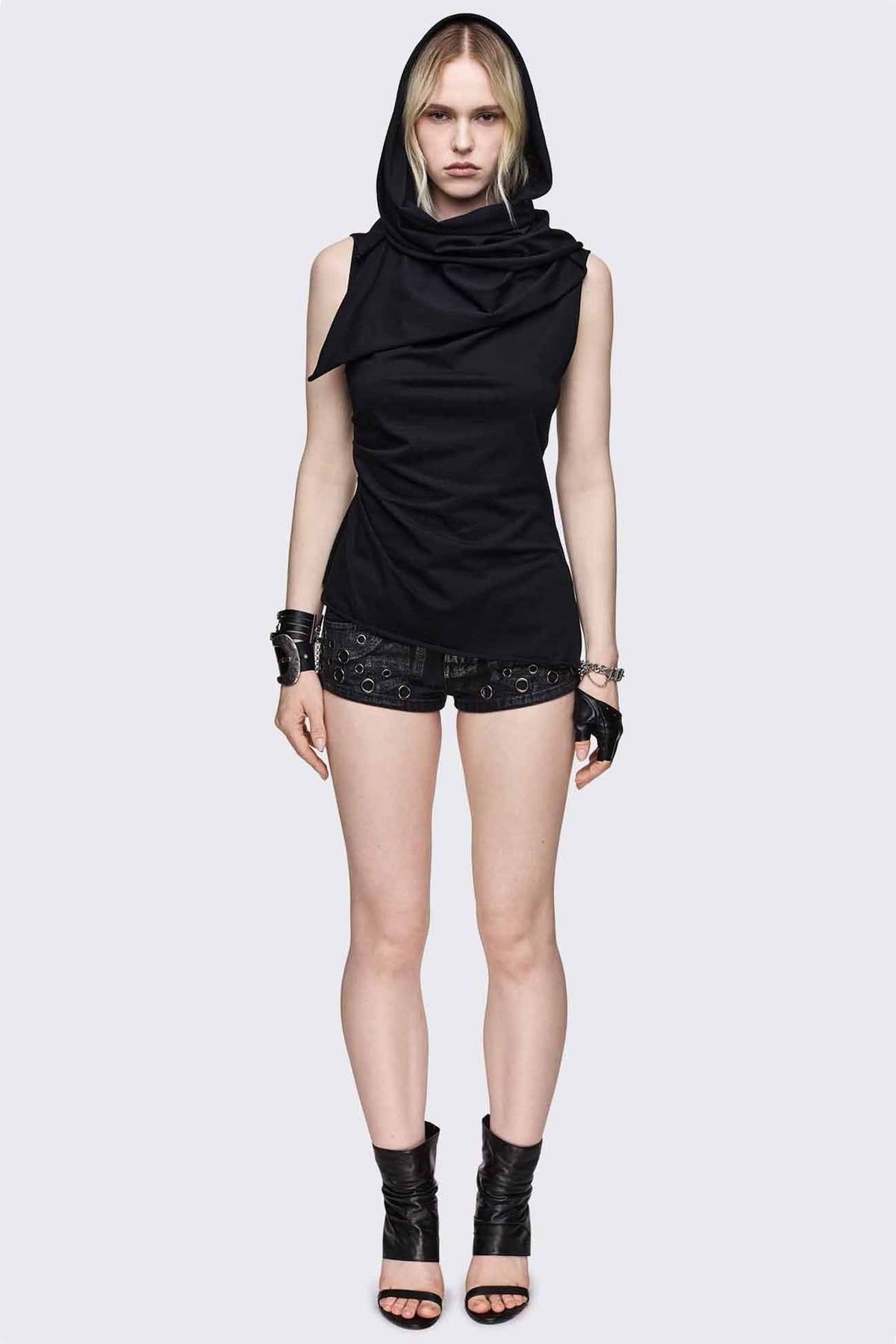 Axis Scarf Top